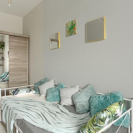 Superapart Komputerowa 8 Варшава Екстер'єр фото
