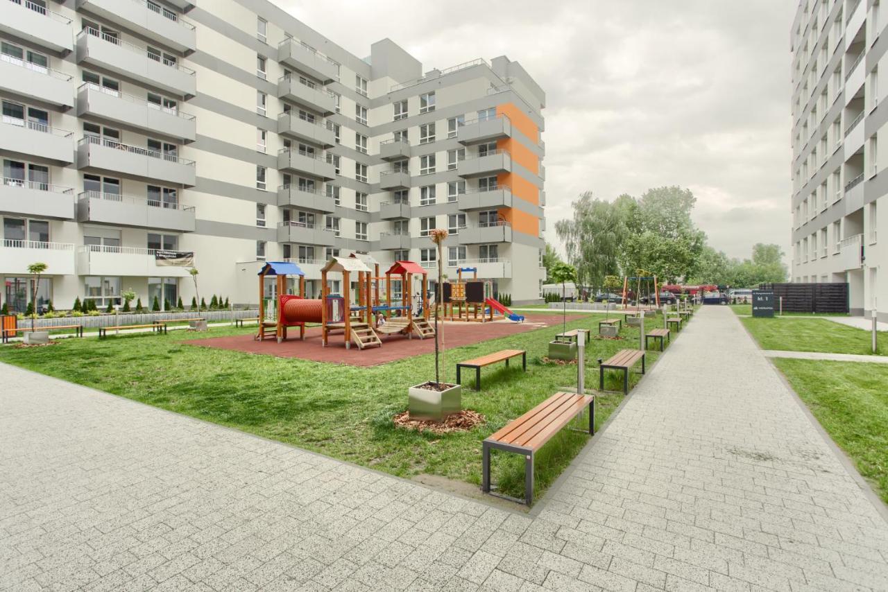 Superapart Komputerowa 8 Варшава Екстер'єр фото